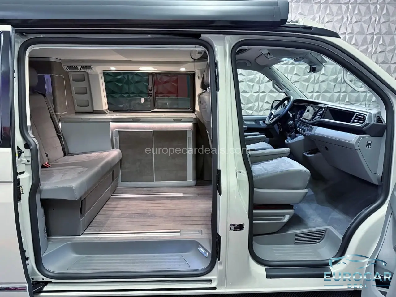 Volkswagen T6 California