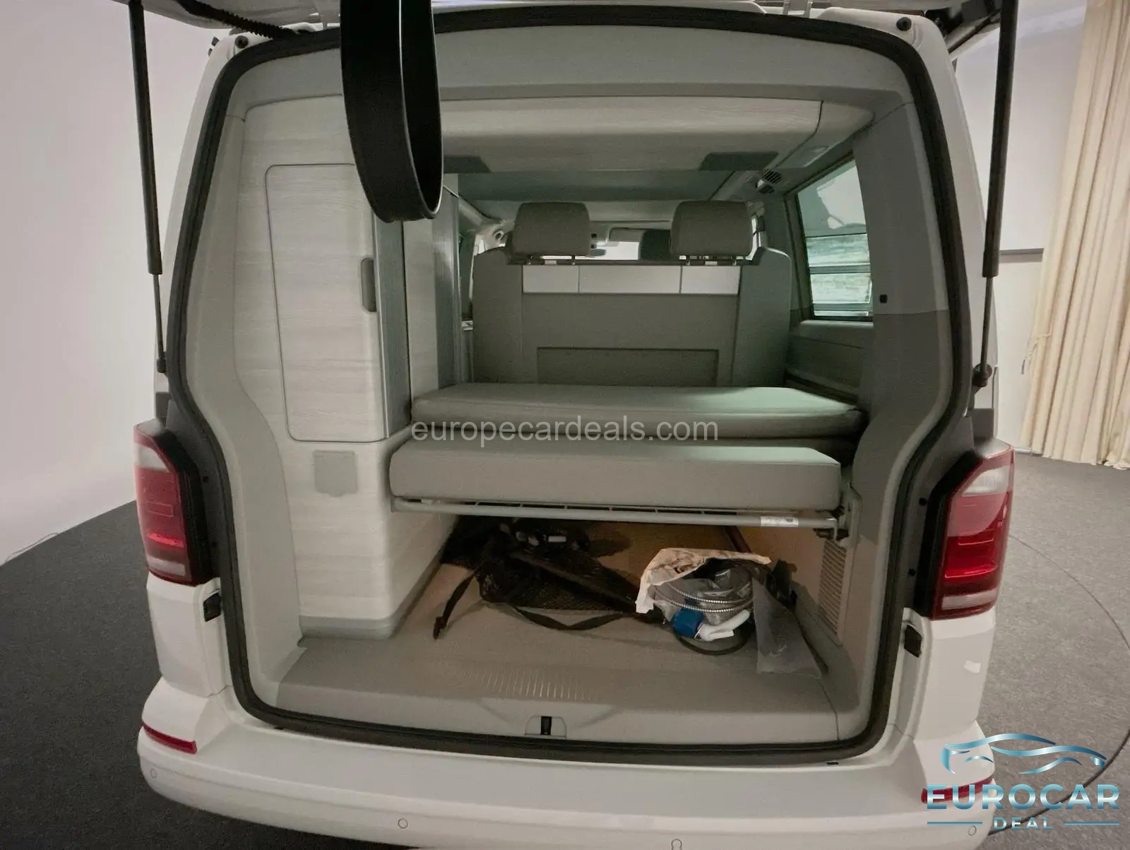 Volkswagen T6 California