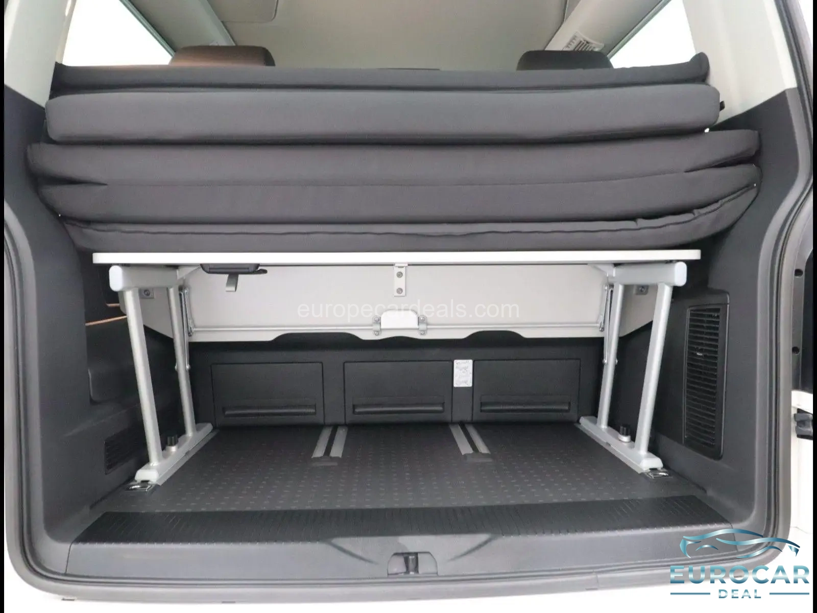 Volkswagen T6 California