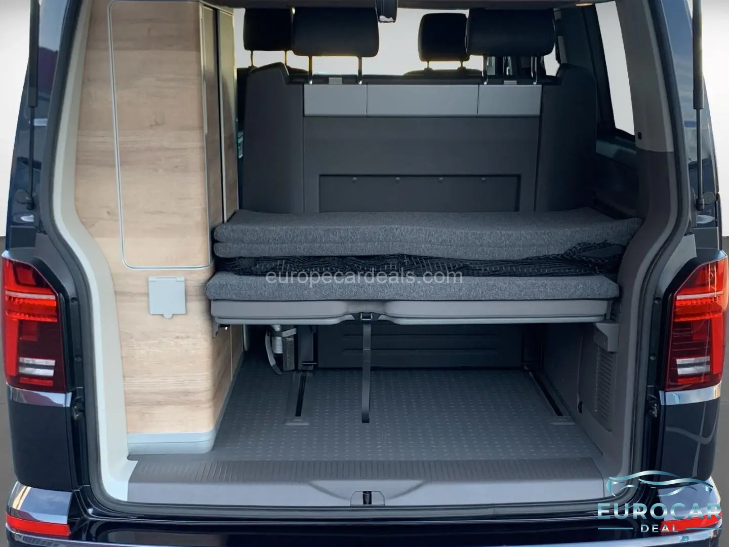 Volkswagen T6 California