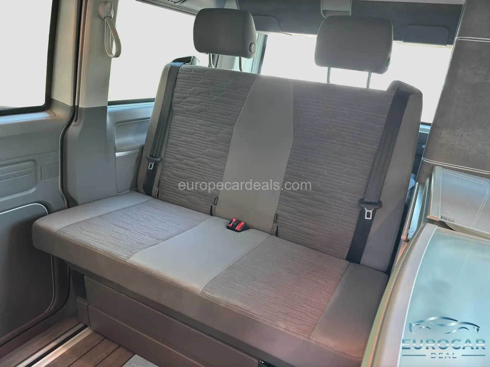 Volkswagen T6 California