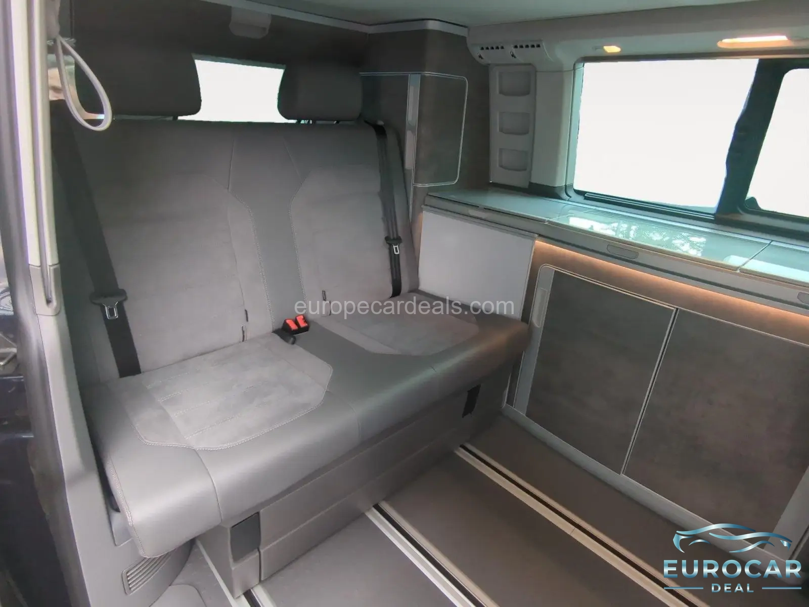 Volkswagen T6 California