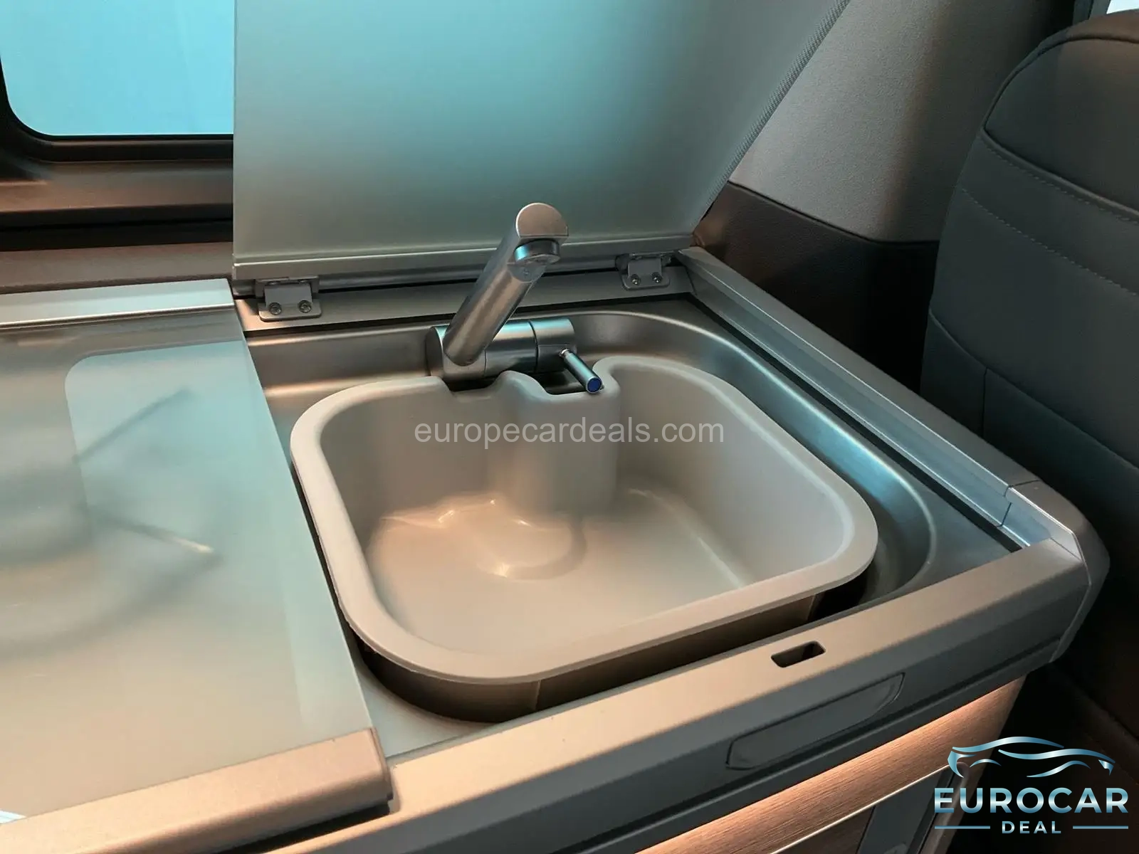 Volkswagen T6 California