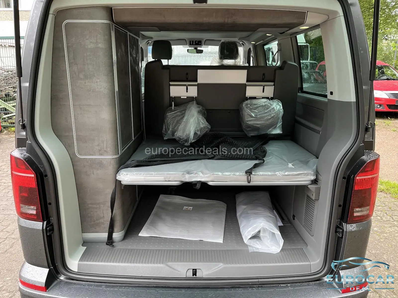 Volkswagen T6 California