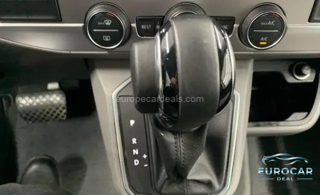 Volkswagen T6 California