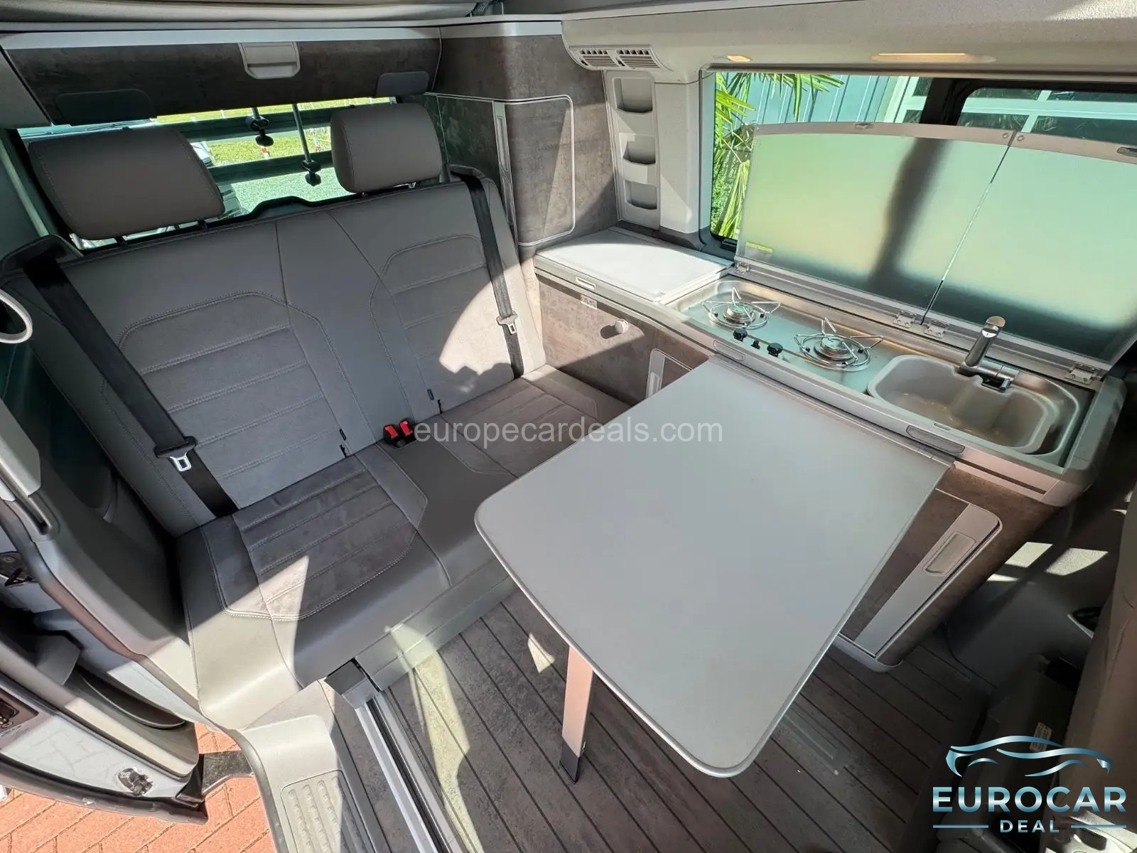 Volkswagen T6 California