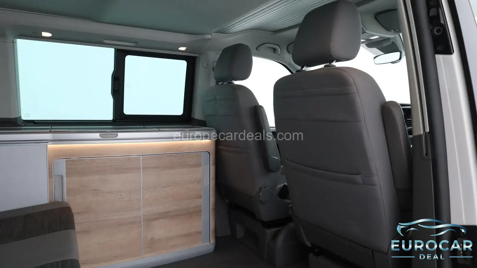 Volkswagen T6 California