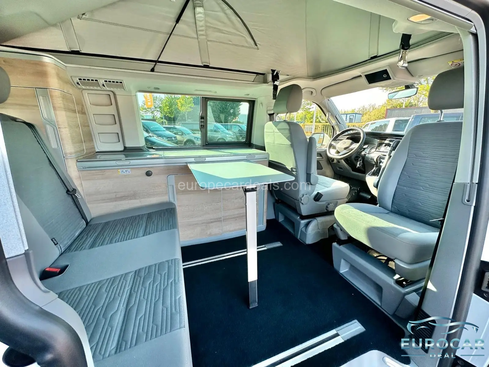 Volkswagen T6 California