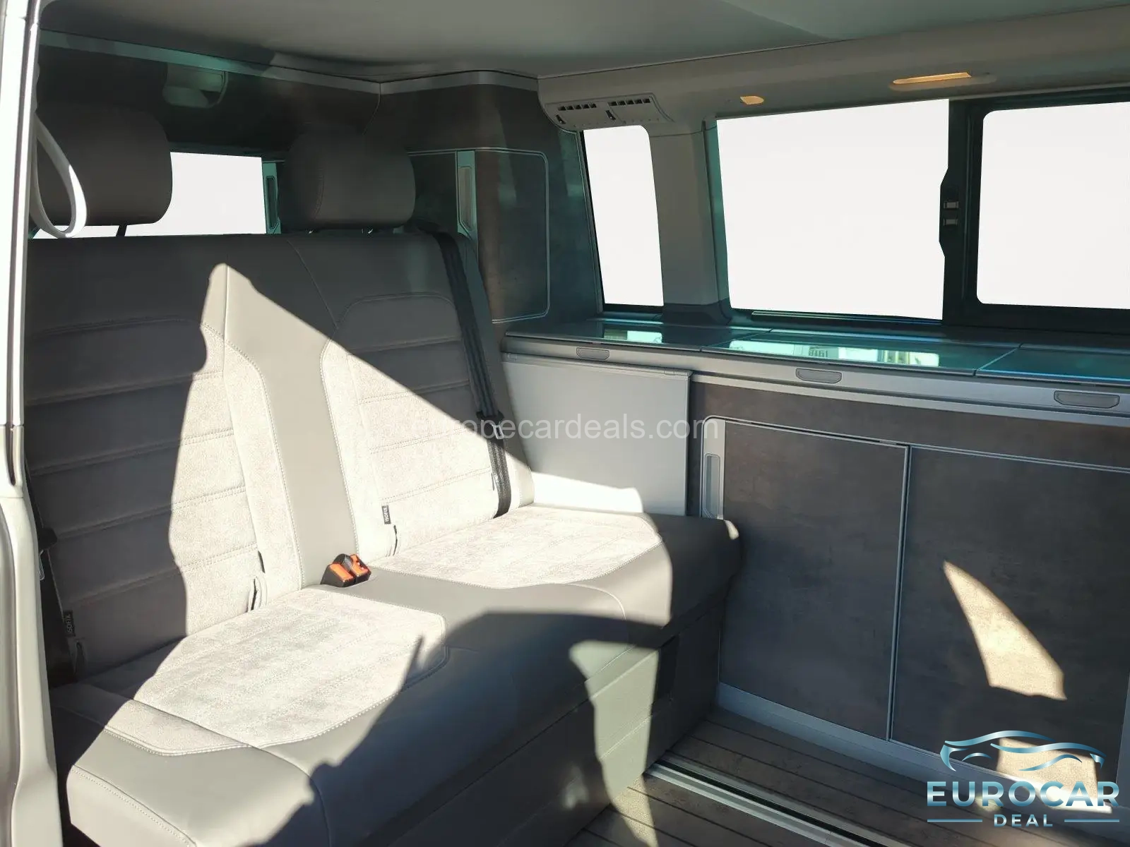 Volkswagen T6 California