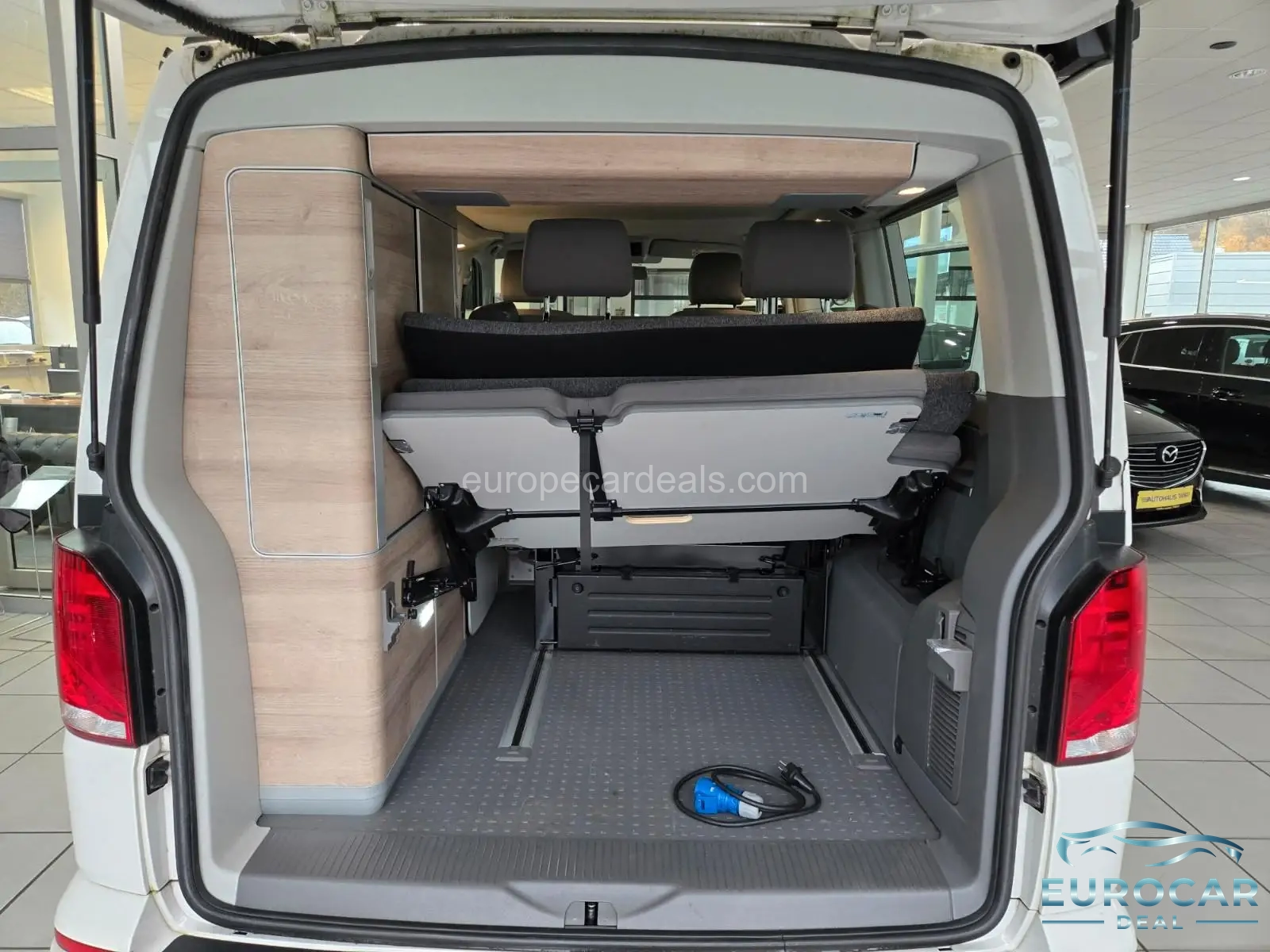 Volkswagen T6 California
