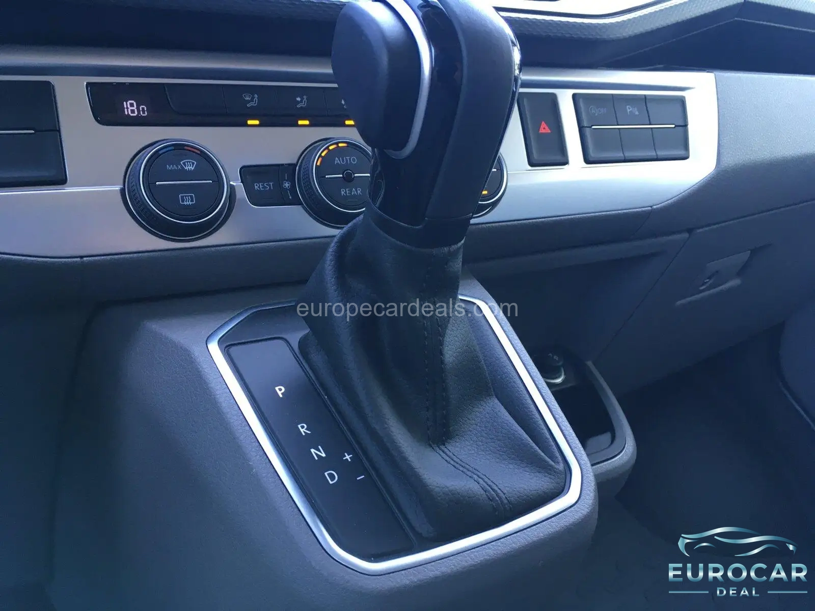 Volkswagen T6 Caravelle