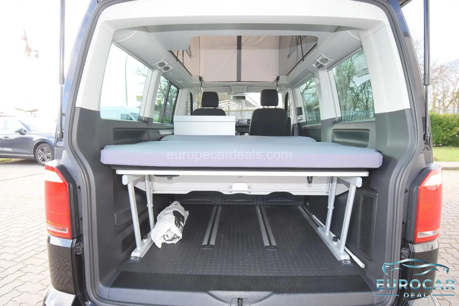 Volkswagen T6 California