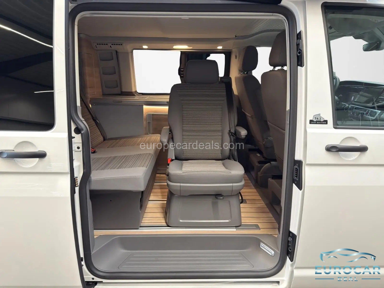 Volkswagen T6 California