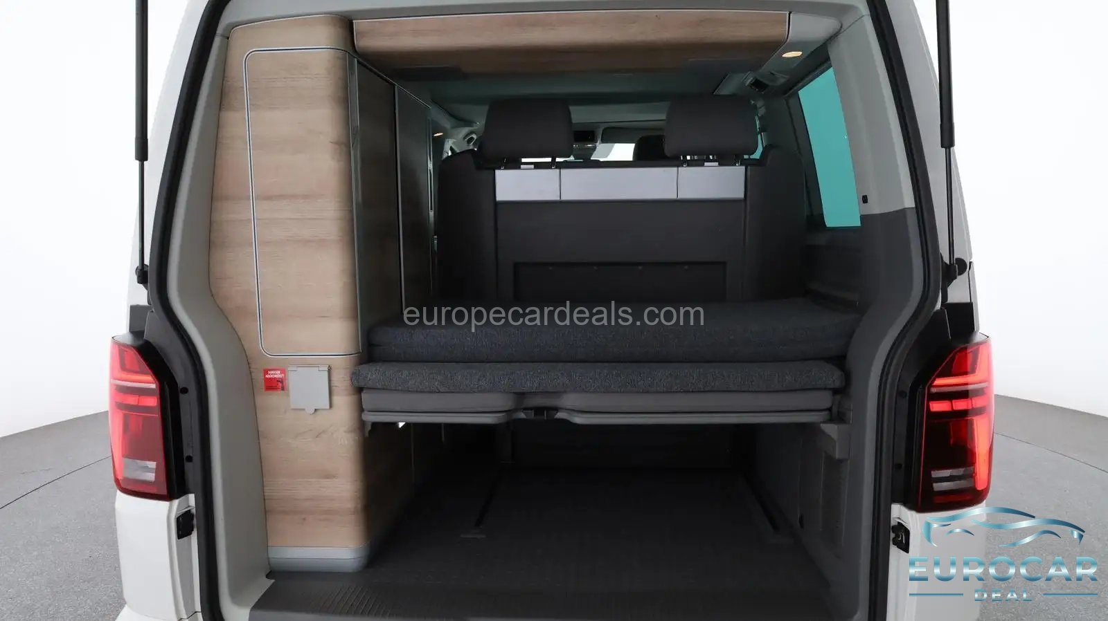 Volkswagen T6 California