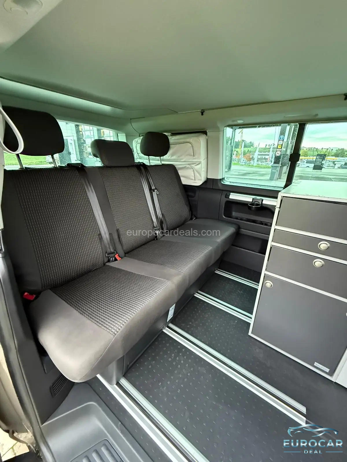 Volkswagen T6 California