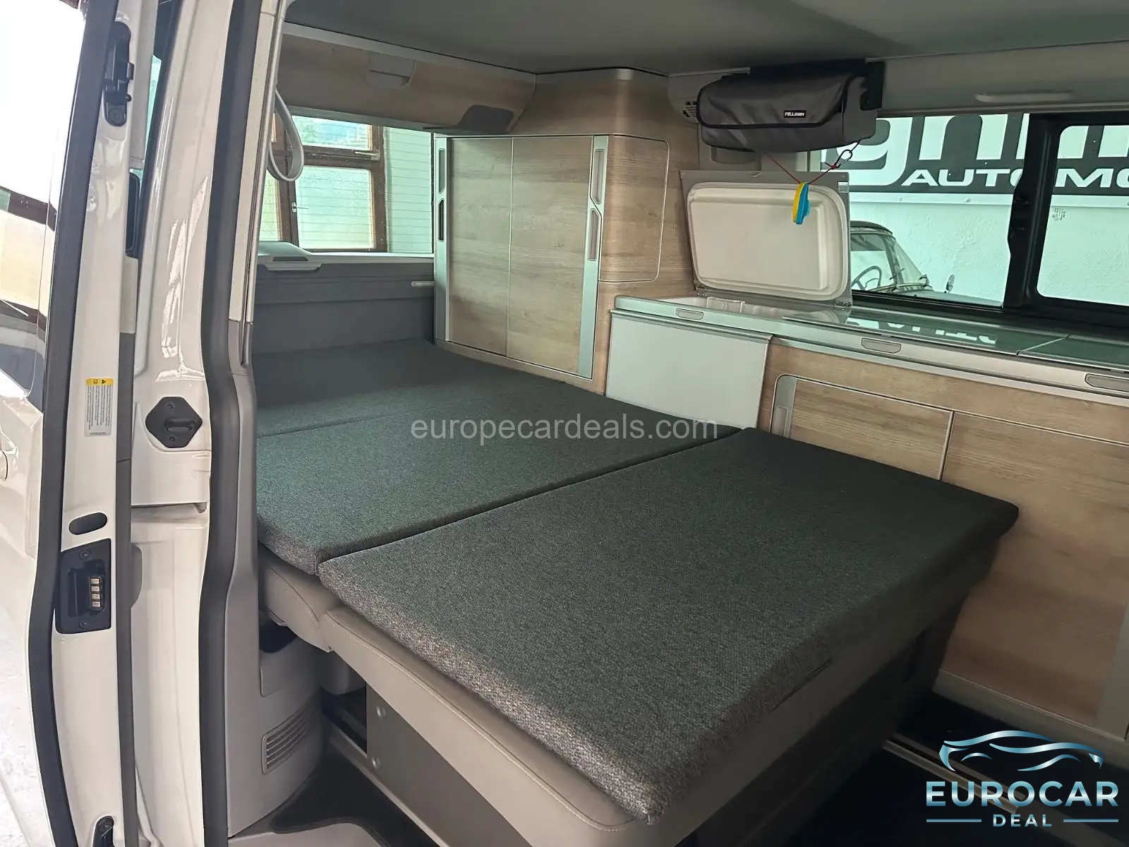 Volkswagen T6 California