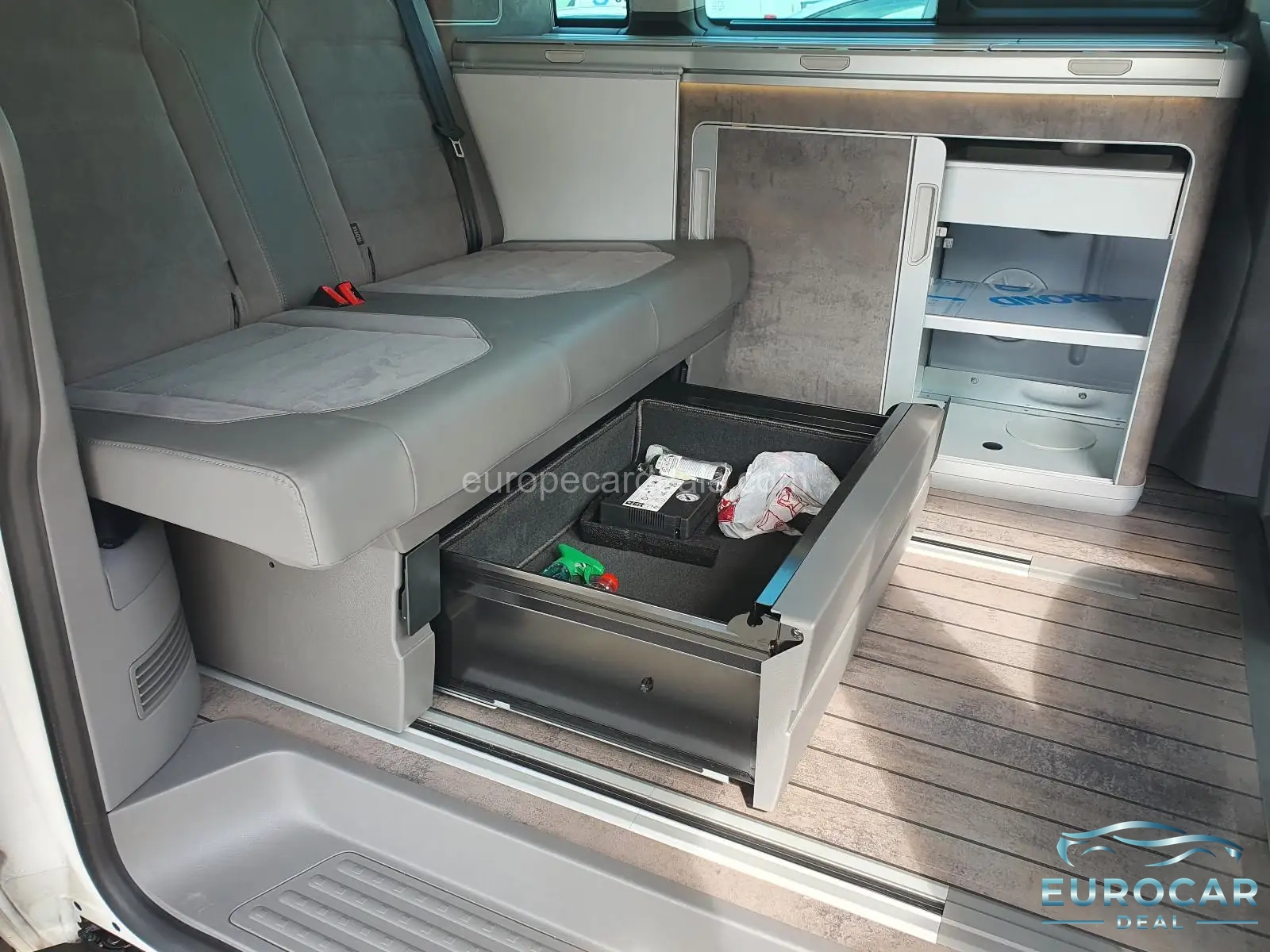 Volkswagen T6 California