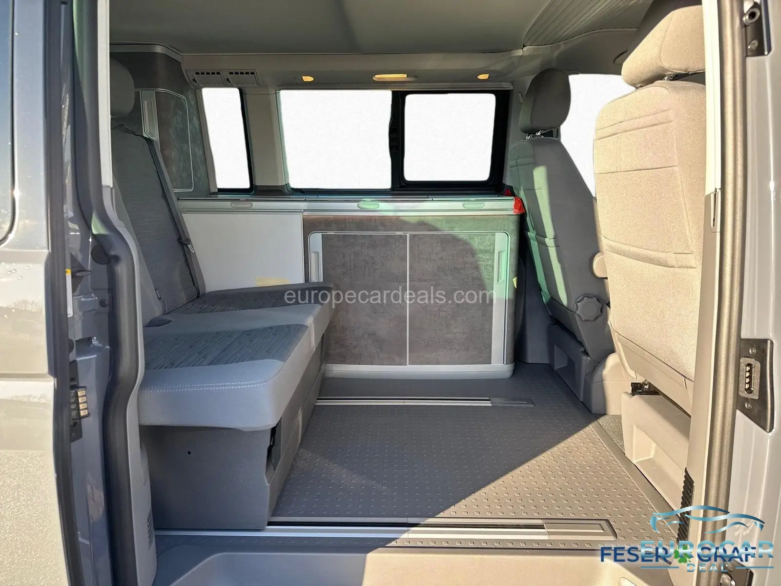 Volkswagen T6 California