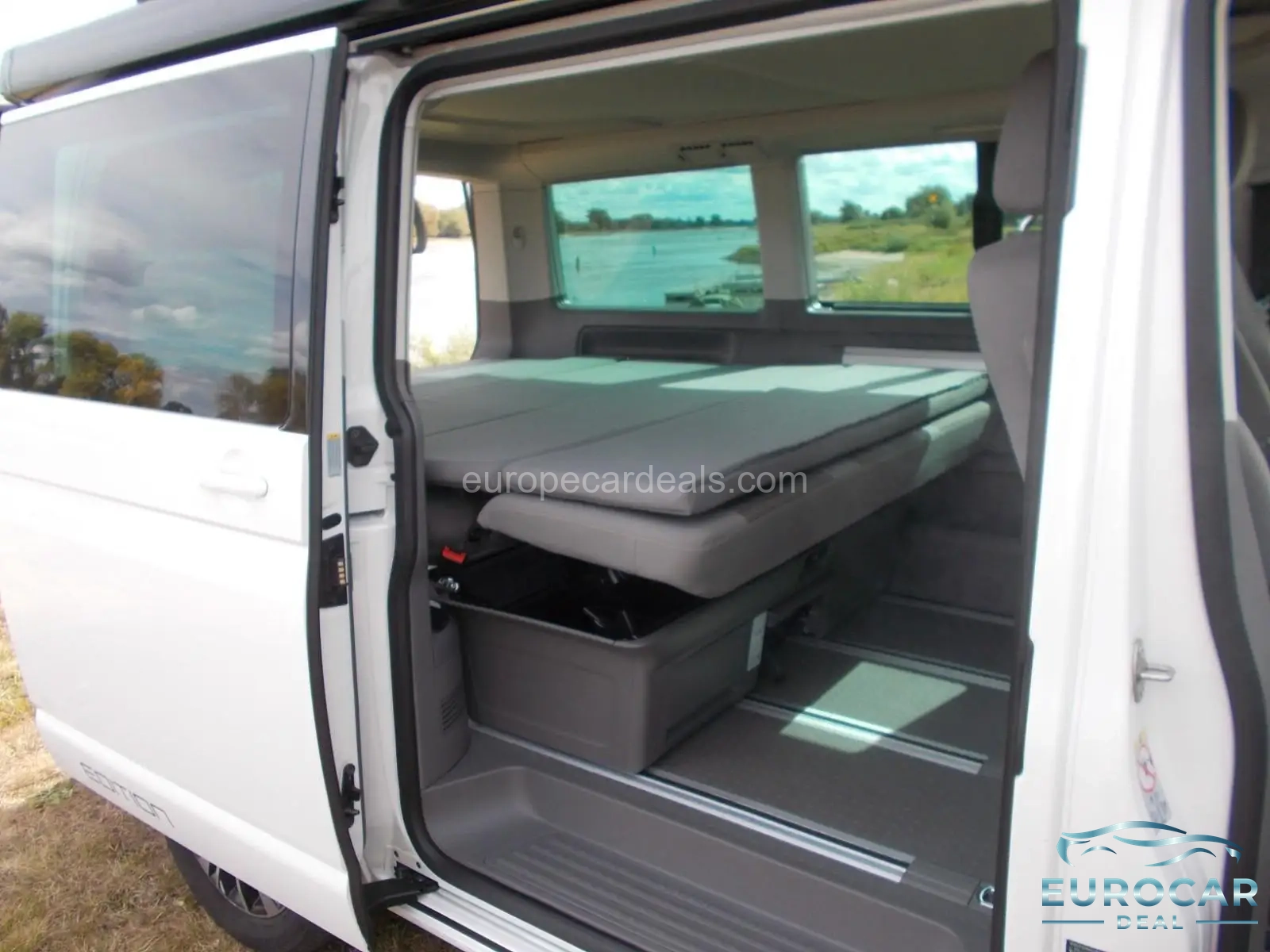 Volkswagen T6 California
