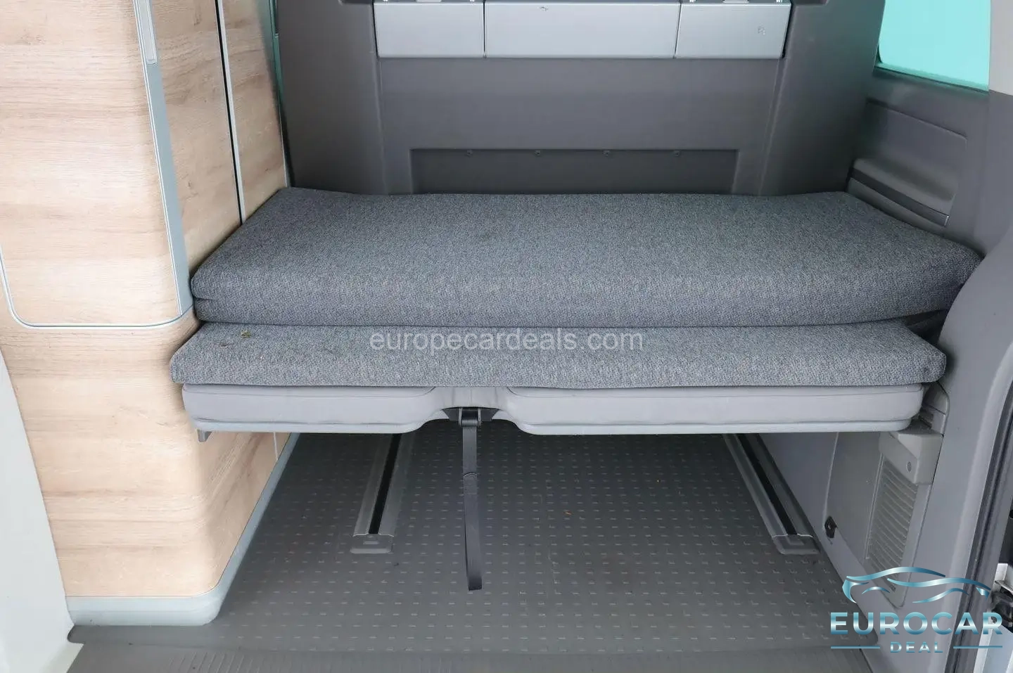 Volkswagen T6 California