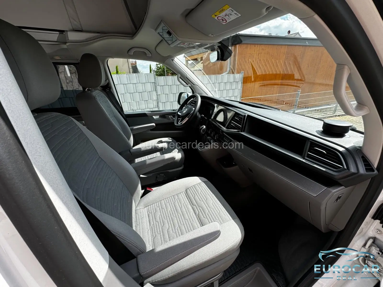 Volkswagen T6 California