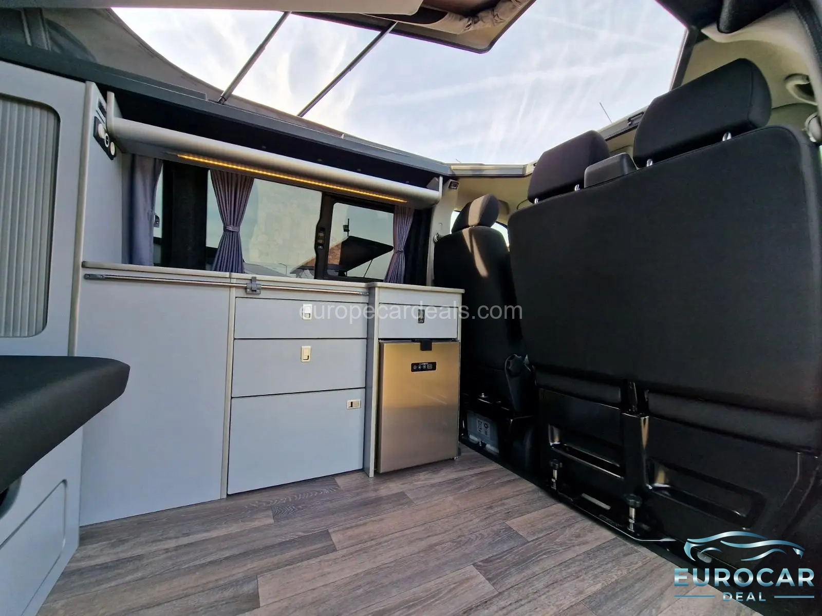 Volkswagen T6 California