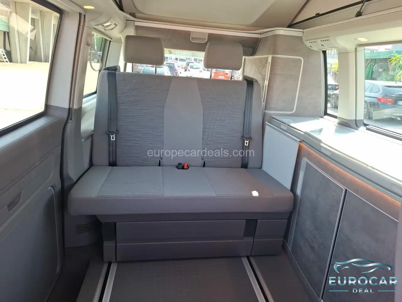 Volkswagen T6 California