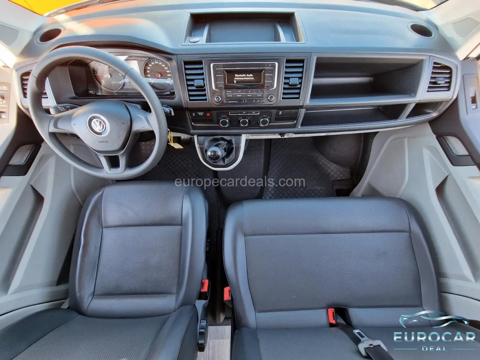 Volkswagen T6 California