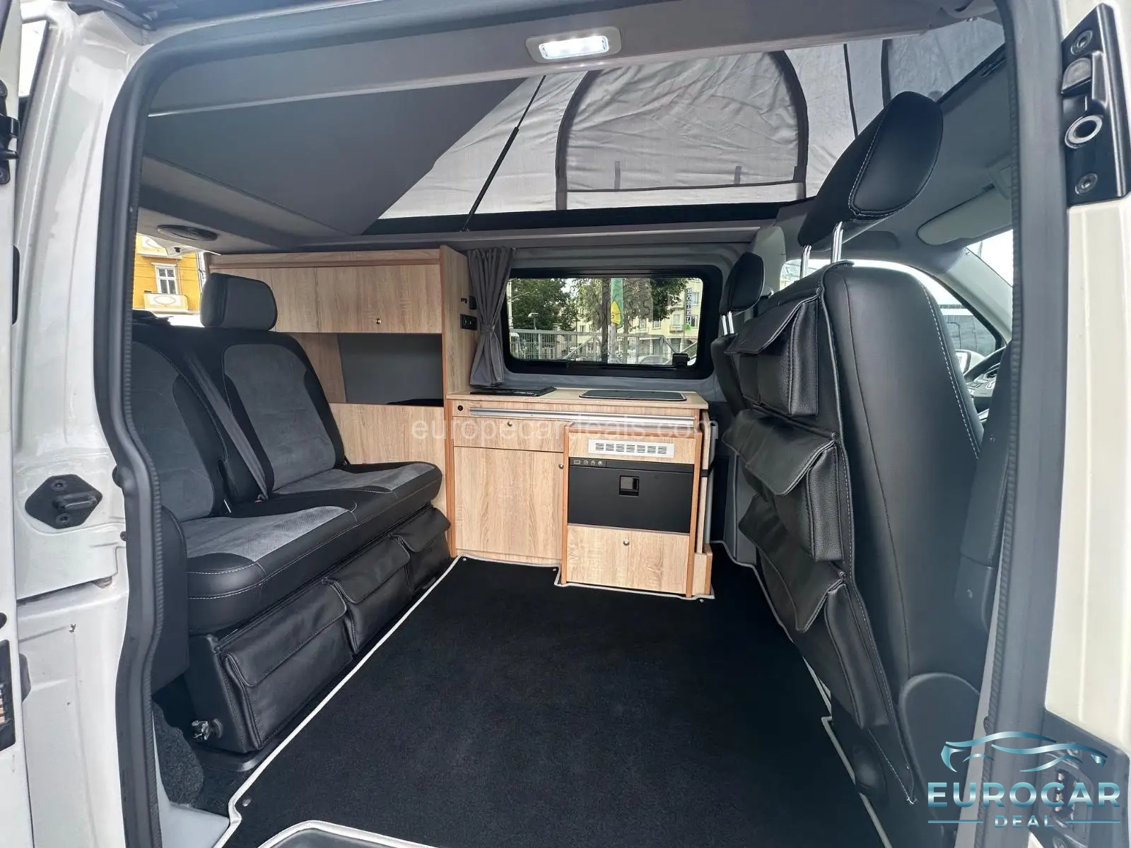 Volkswagen T6 California