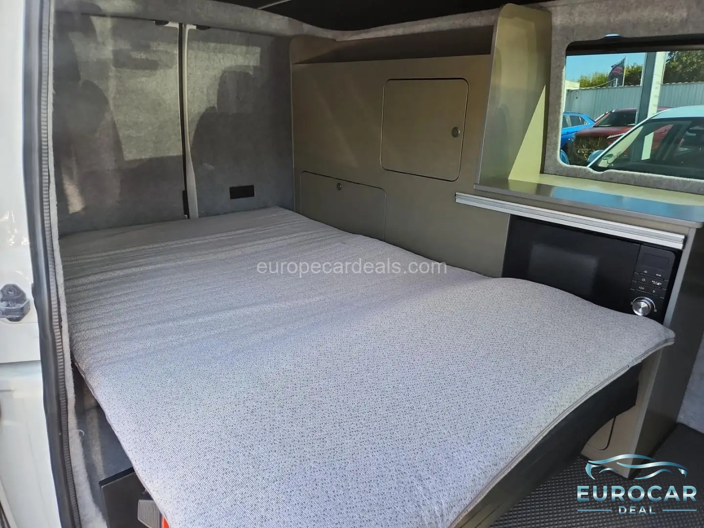 Volkswagen T6 California