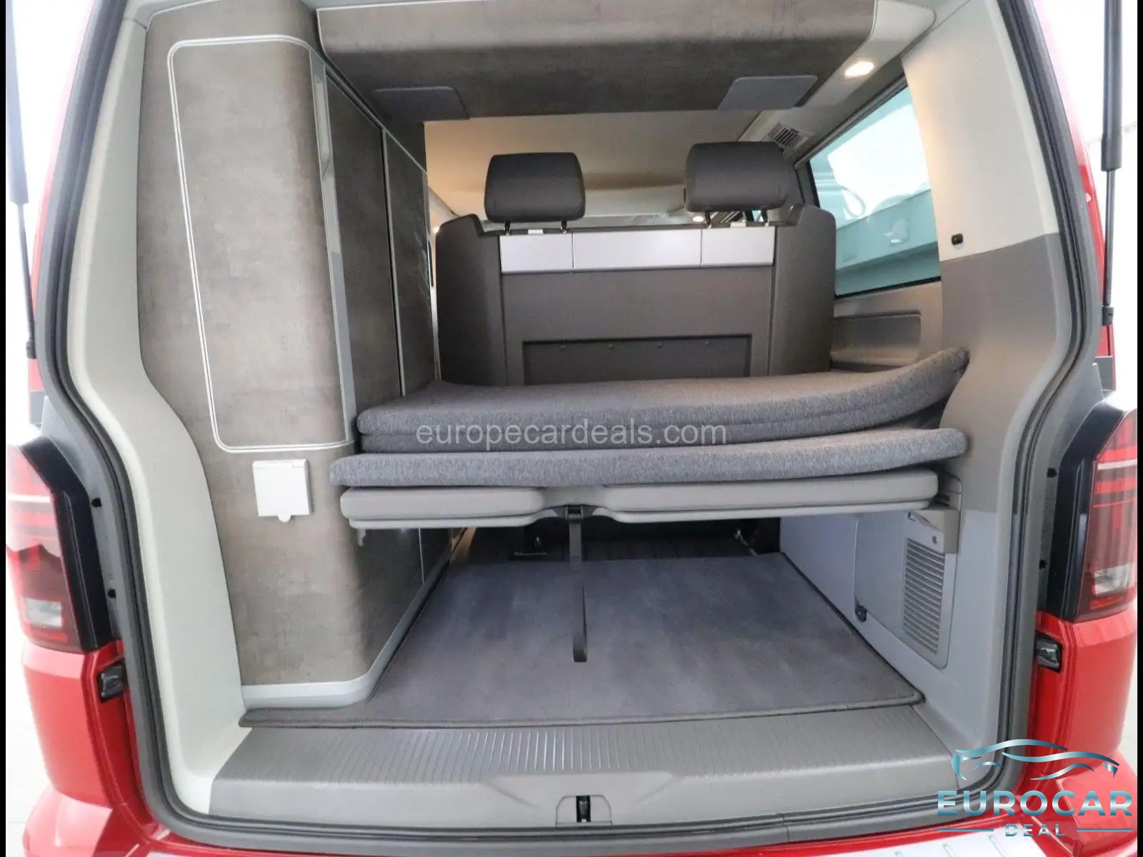 Volkswagen T6 California