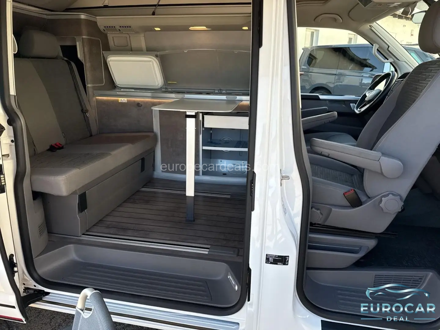 Volkswagen T6 California