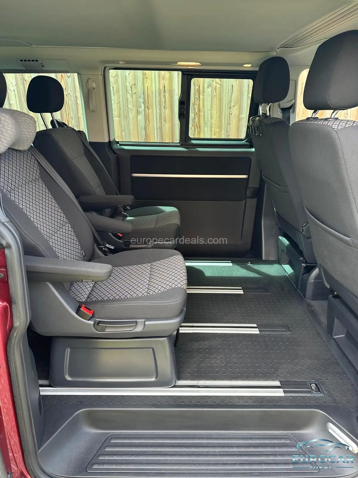 Volkswagen T6 California