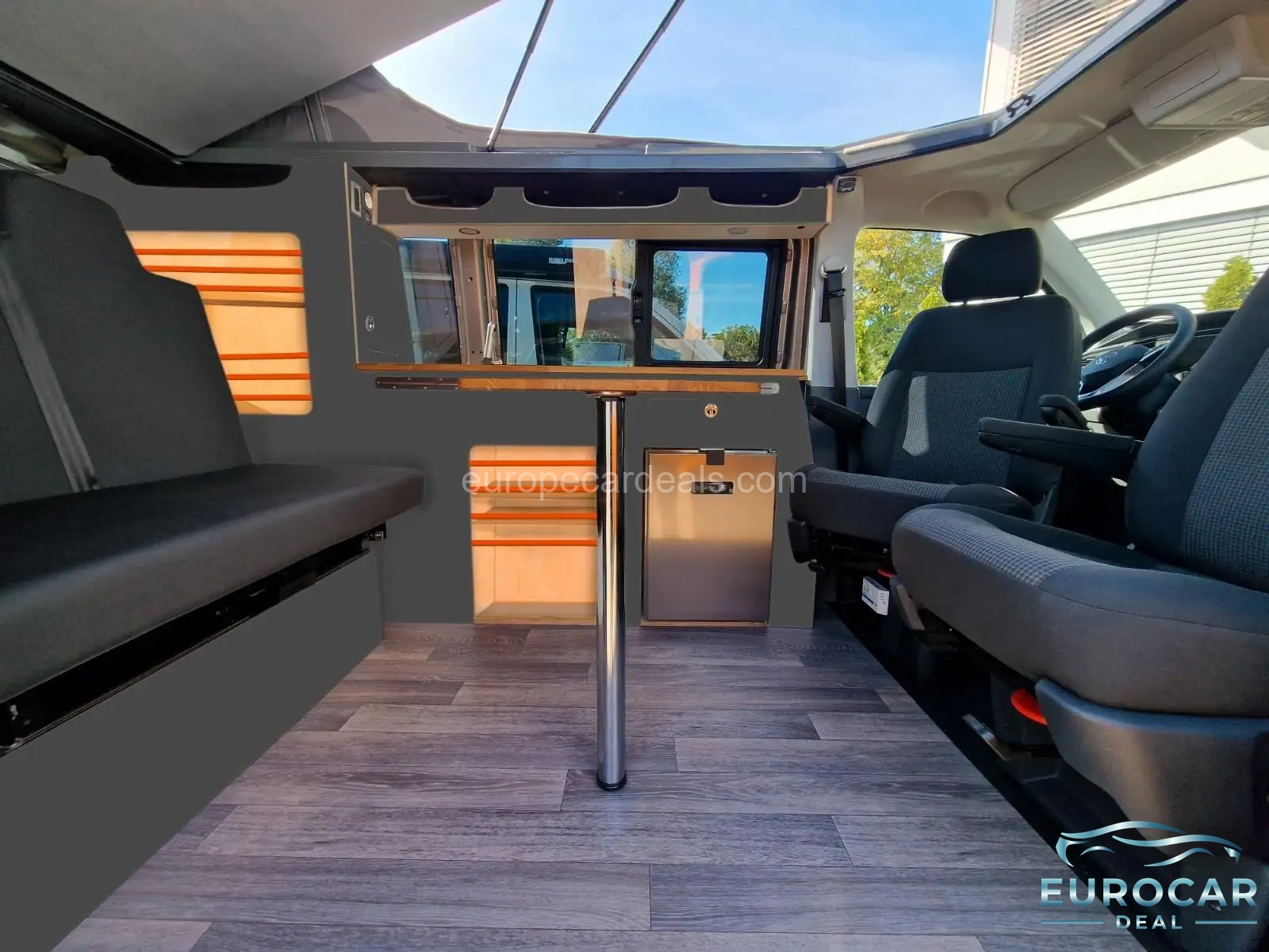 Volkswagen T6 California