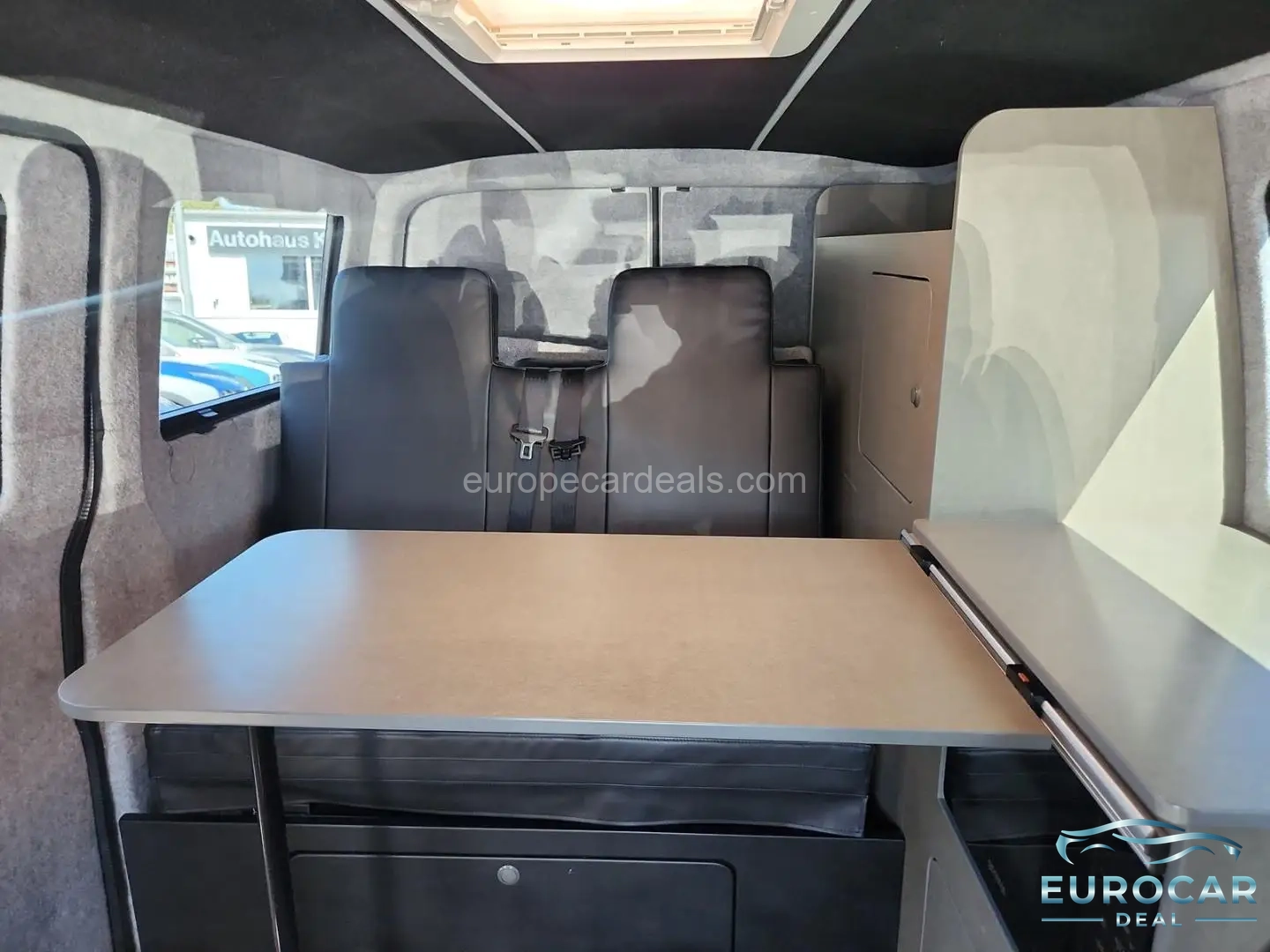 Volkswagen T6 California