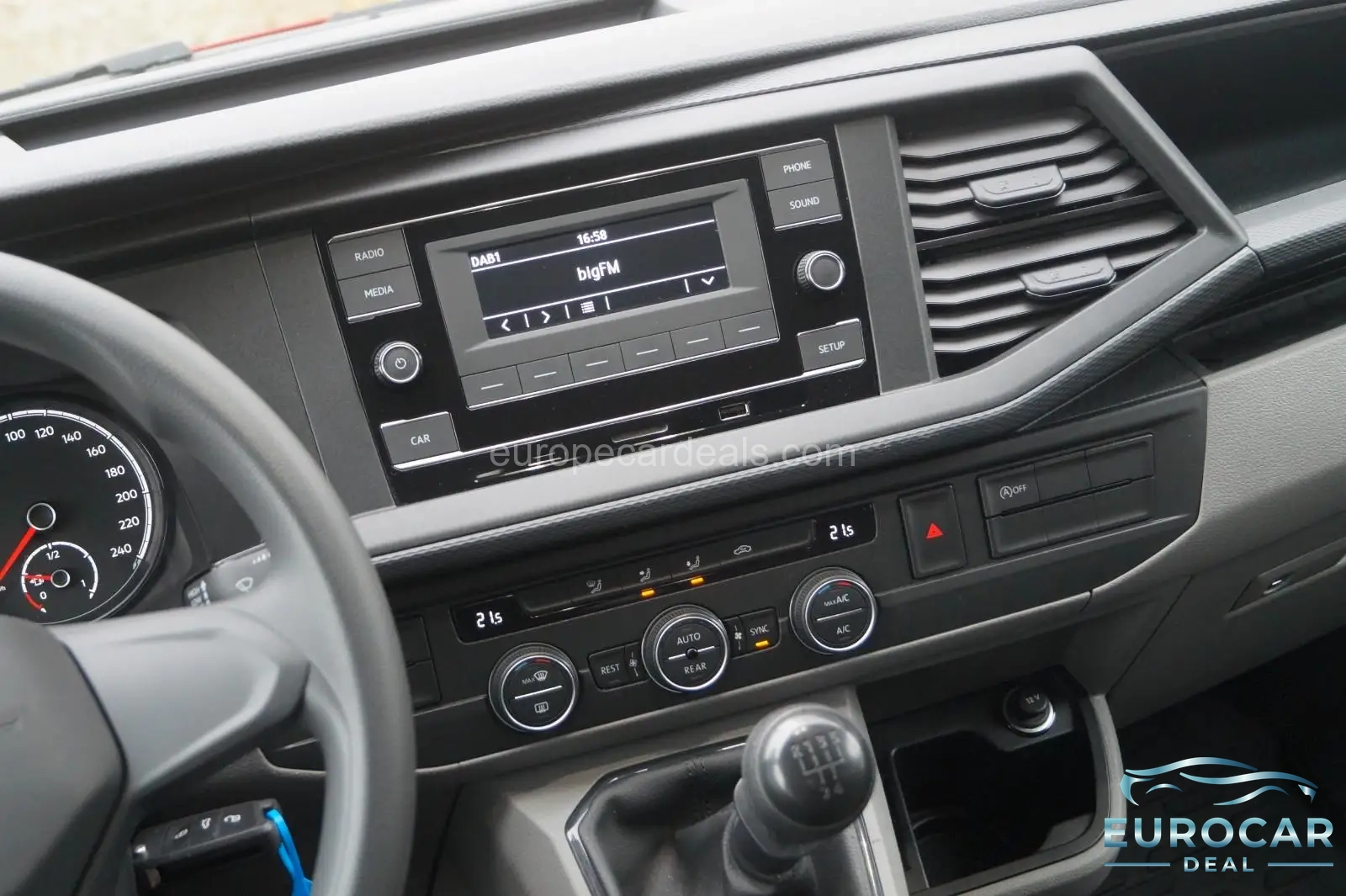 Volkswagen T6 Caravelle