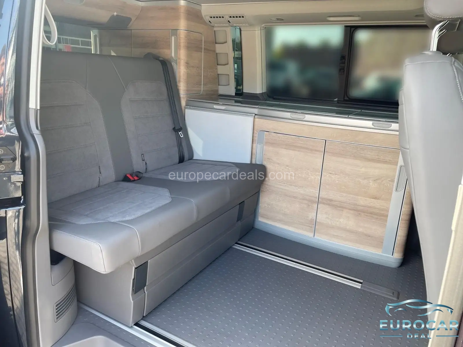 Volkswagen T6 California