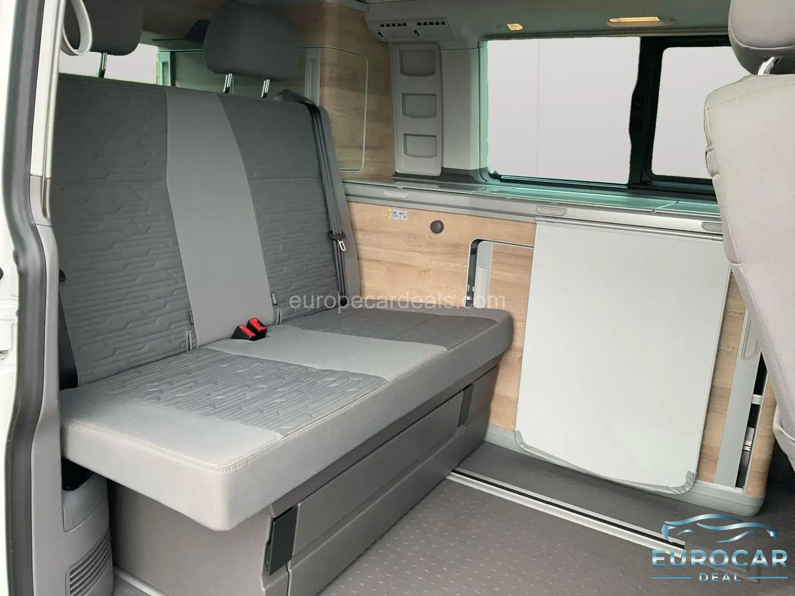 Volkswagen T6 California