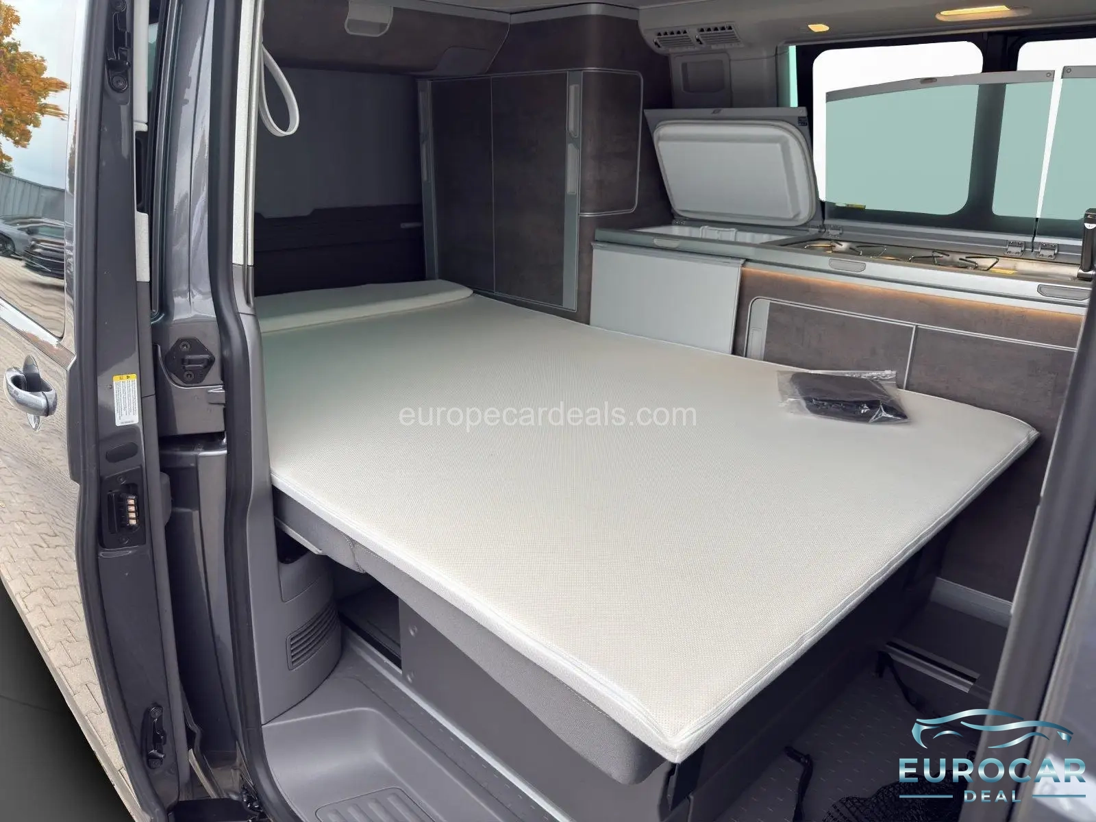 Volkswagen T6 California