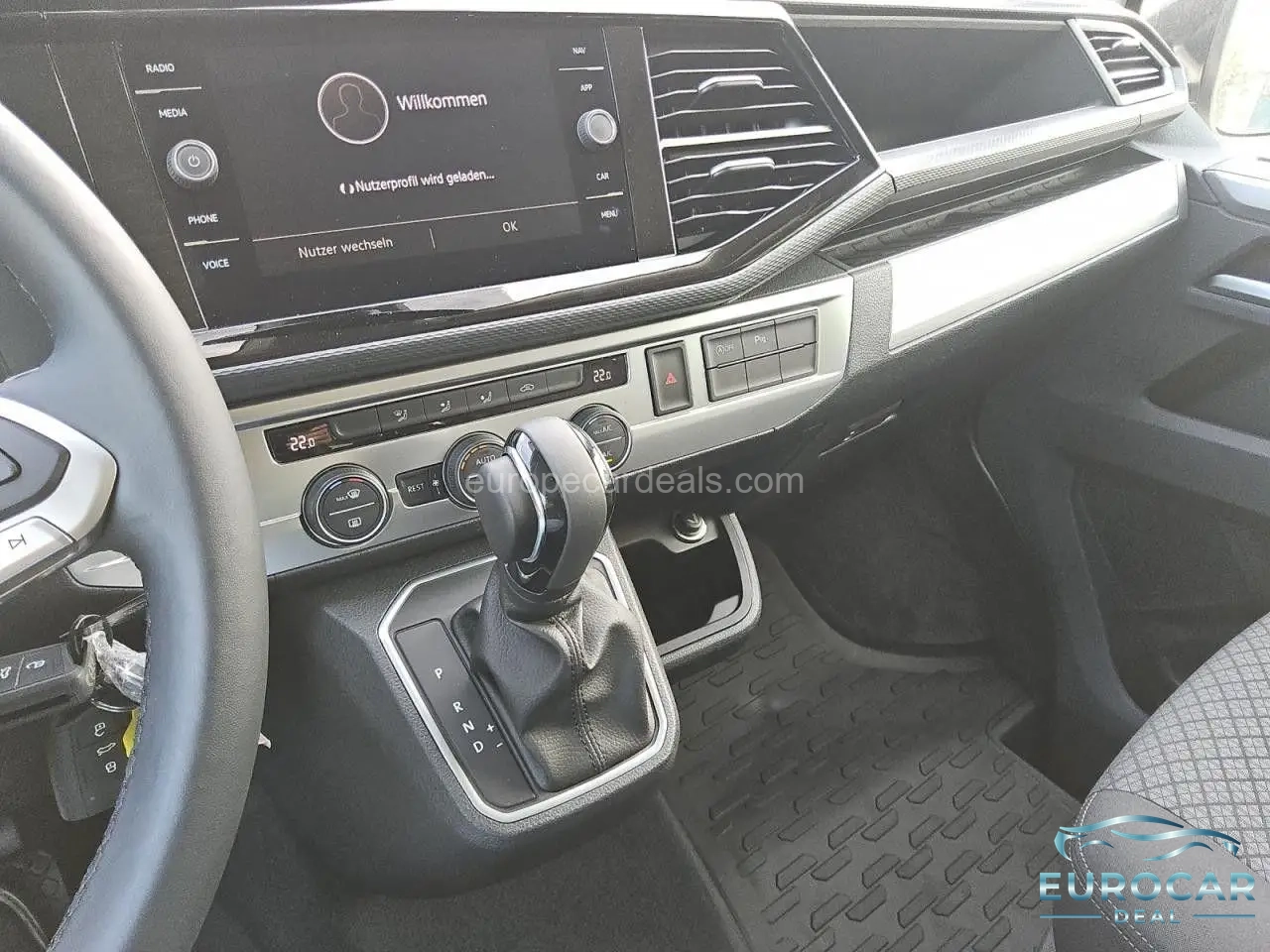 Volkswagen T6 California