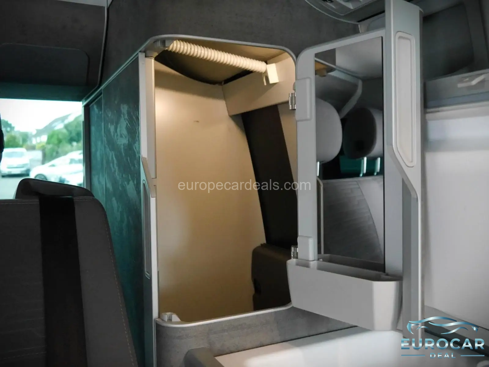 Volkswagen T6 California