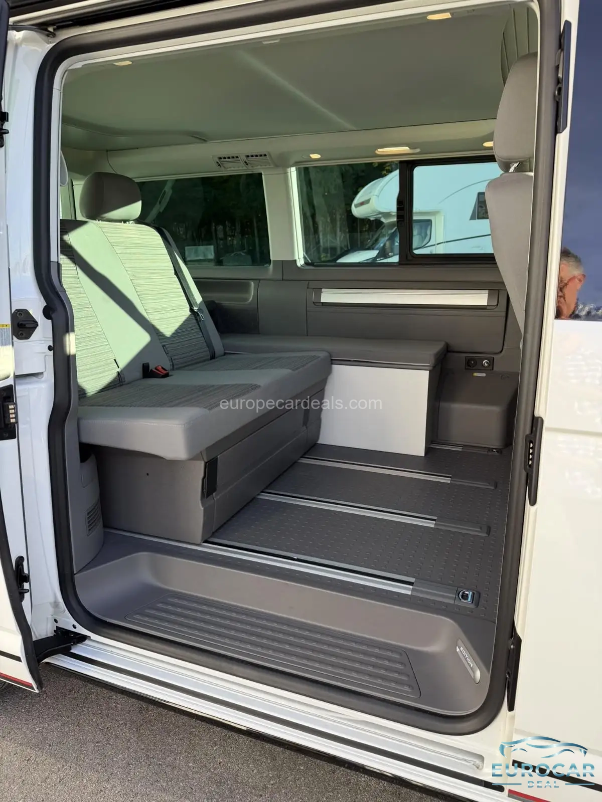 Volkswagen T6 California