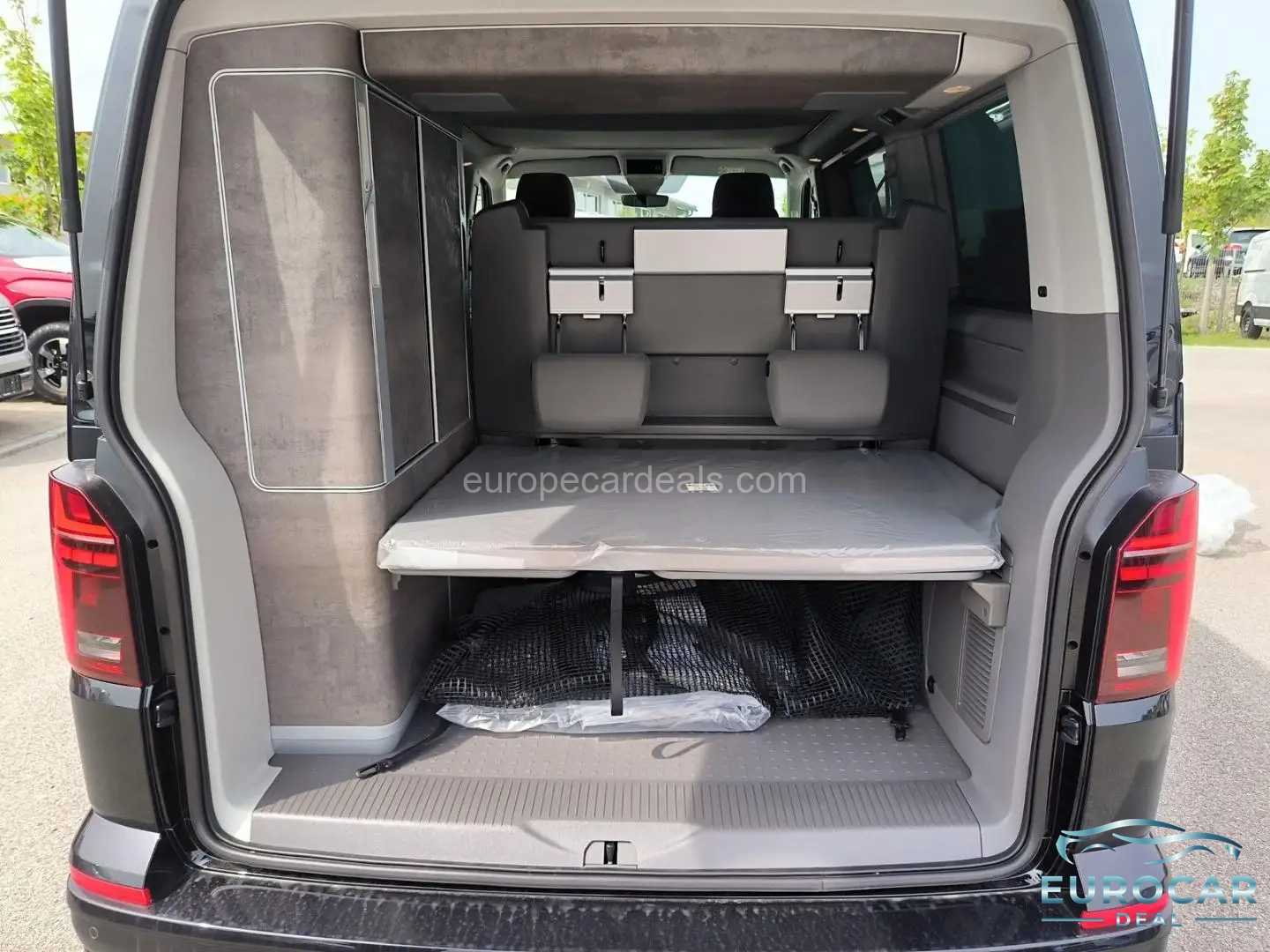 Volkswagen T6 California