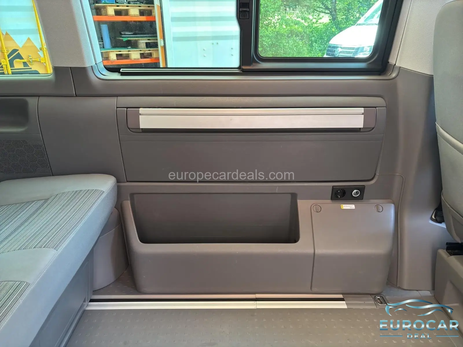 Volkswagen T6 California