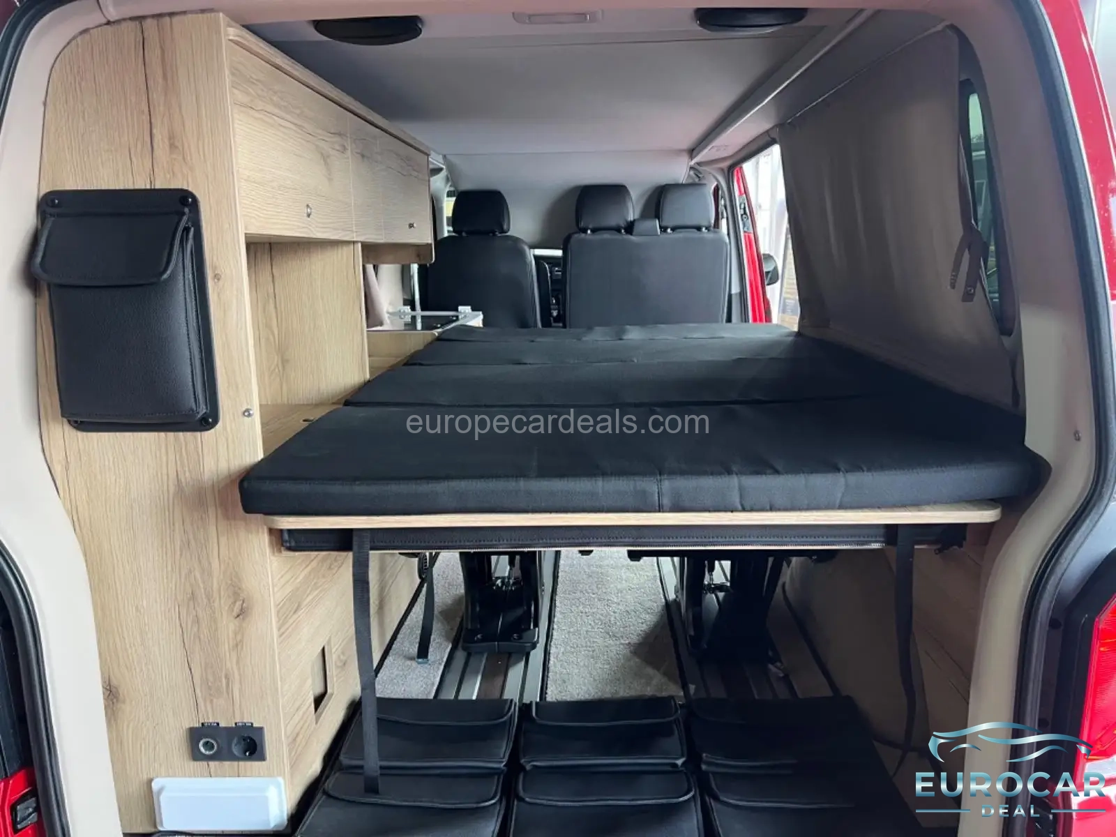 Volkswagen T6 California