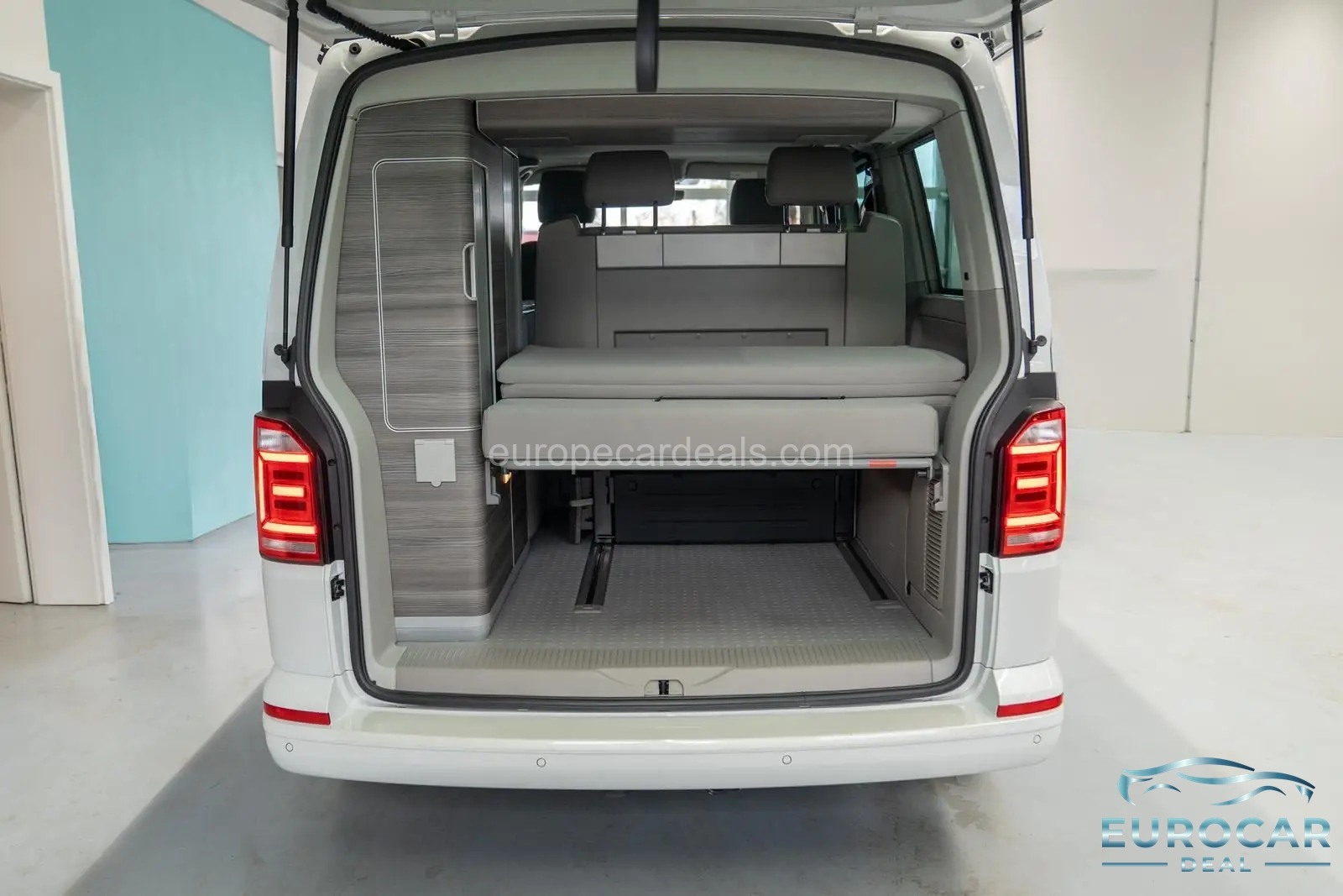 Volkswagen T6 California