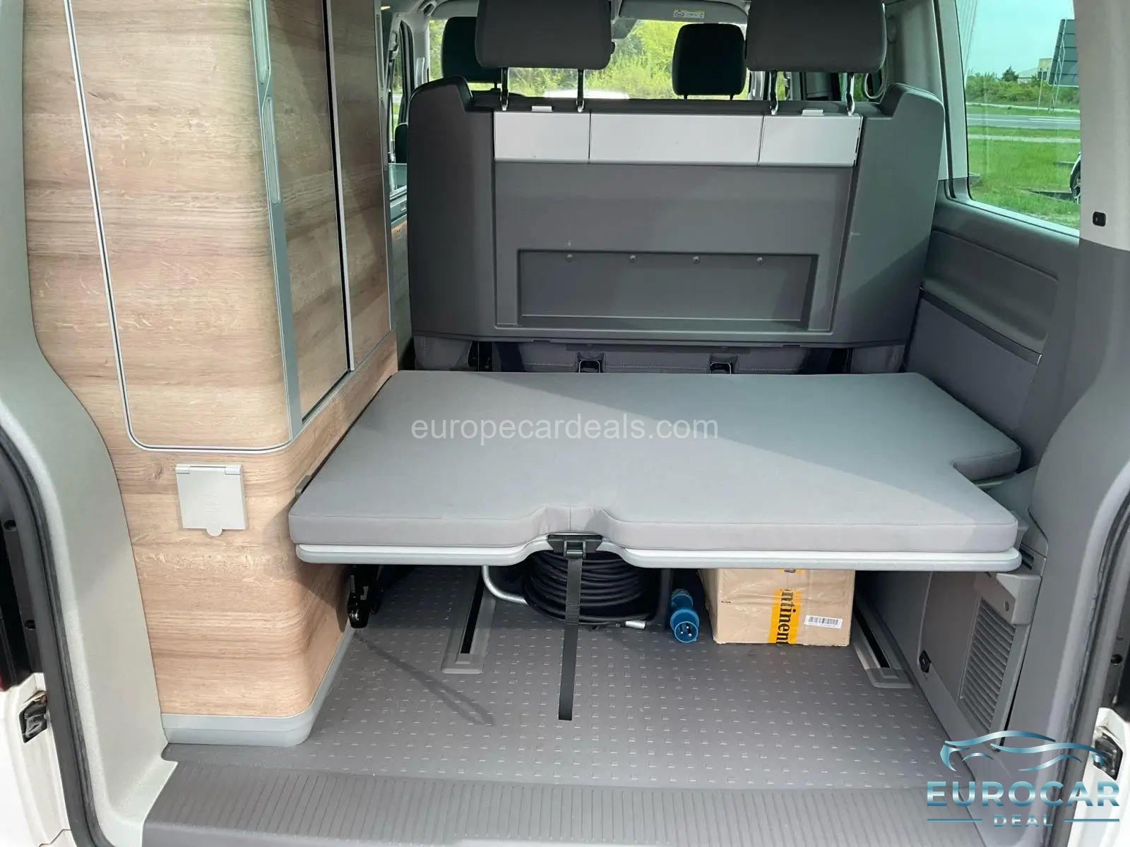 Volkswagen T6 California