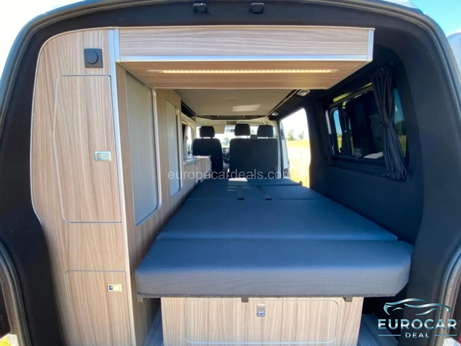 Volkswagen T6 California