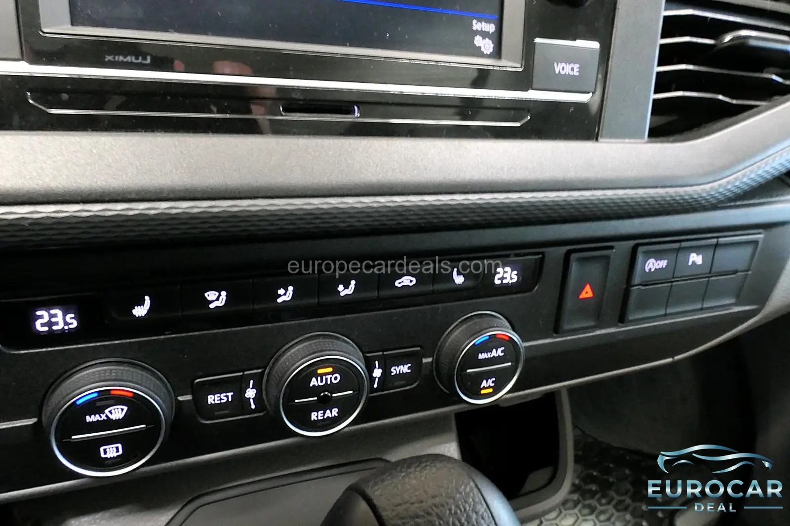 Volkswagen T6 California