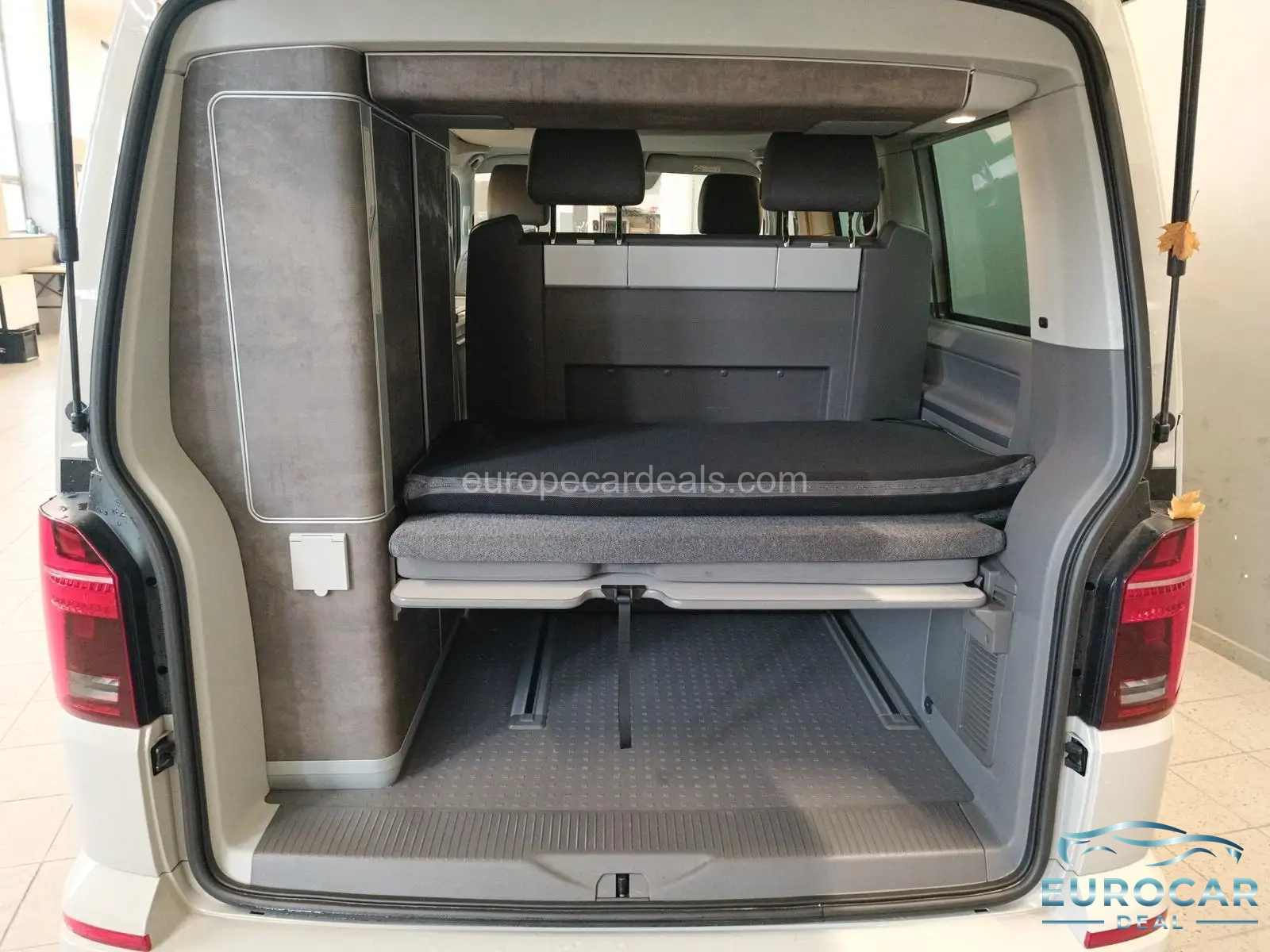 Volkswagen T6 California
